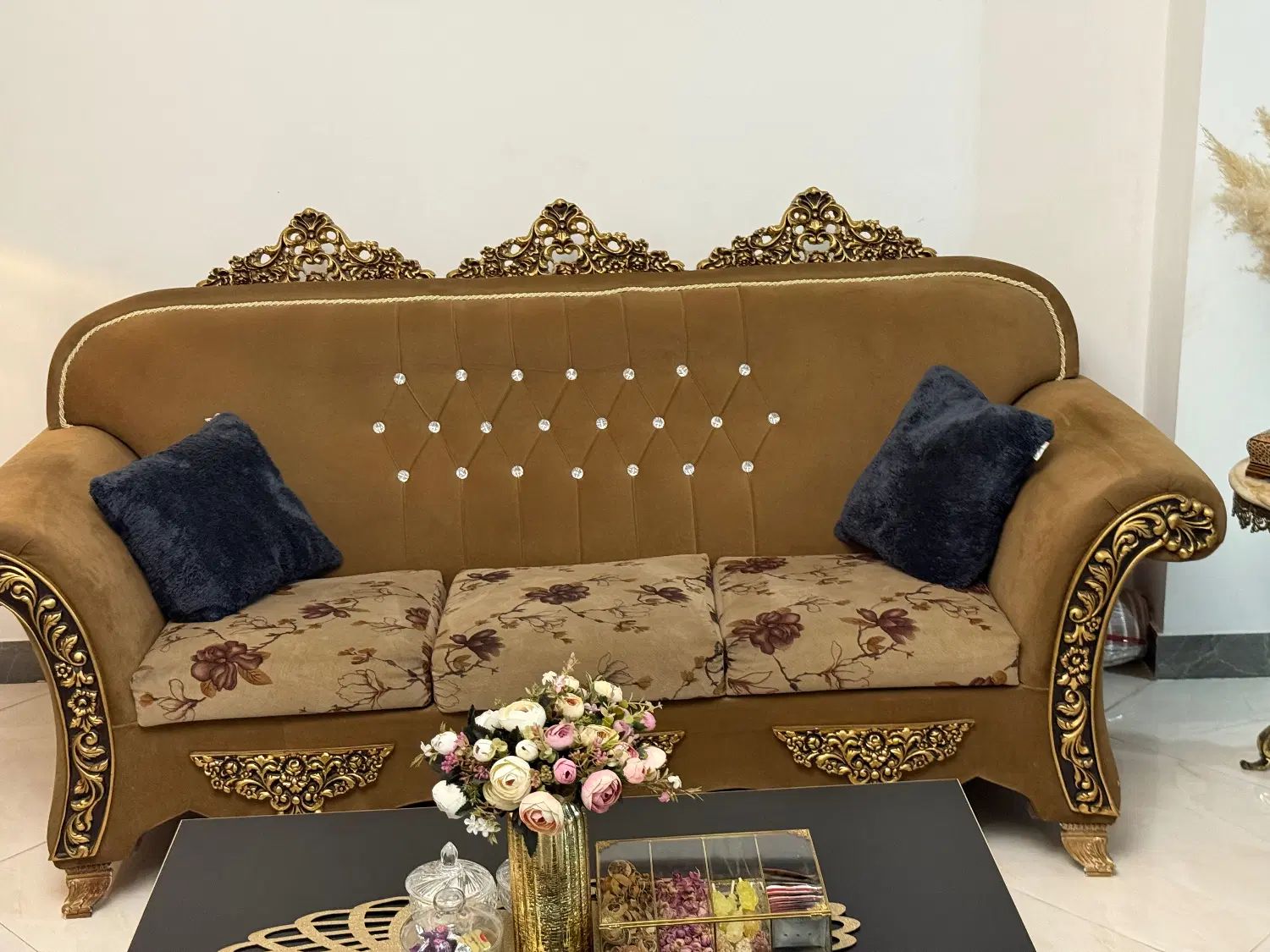 مبل ۷نفره|مبلمان خانگی و میز عسلی|تهران, بوستان چیتگر|دیوار