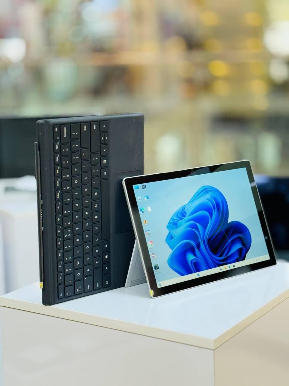سرفیس پرو۶ SURFACE i5/8/256|رایانه همراه|کرمان, |دیوار