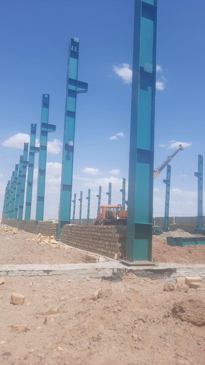 نصب سوله و پوشش سقف شیروانی|خدمات پیشه و مهارت|یزد, |دیوار