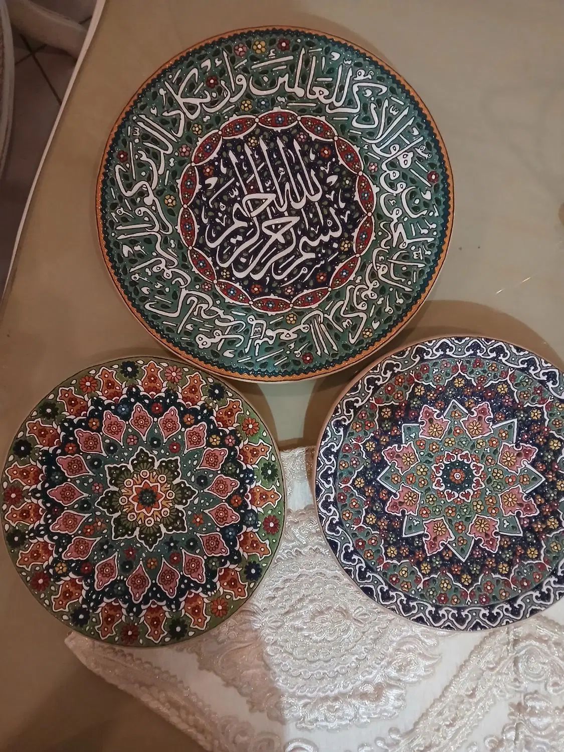 بشقاب دیوار کوب میناکاری و تابلو برجسته|تابلو، نقاشی، عکس|تهران, مینابی|دیوار