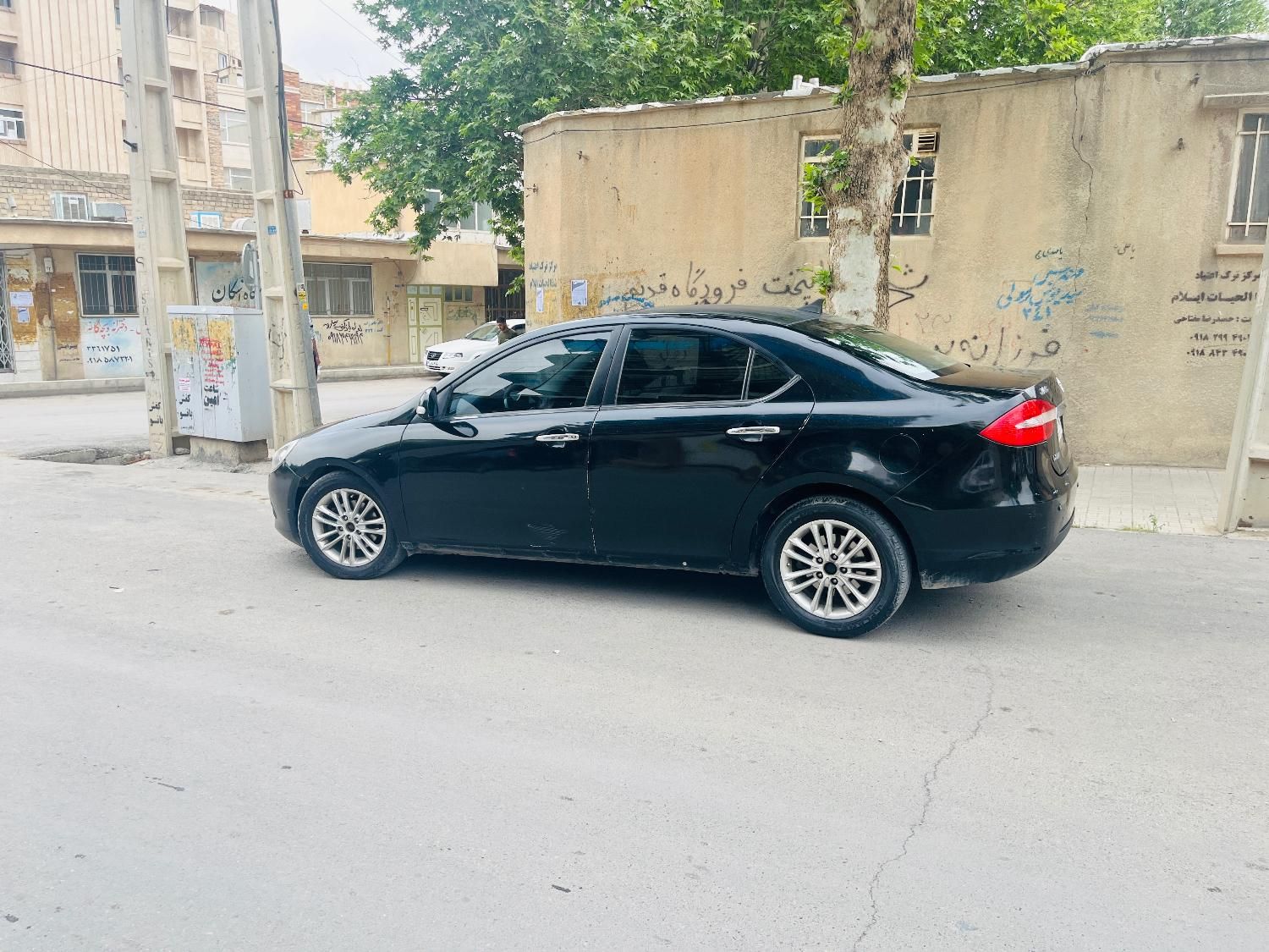 جک J5 اتوماتیک 1800cc، مدل ۱۳۹۳|خودرو سواری و وانت|ایلام, |دیوار