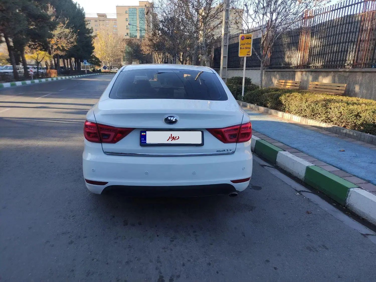 لیفان ‌۸۲۰ بدون رنگ معاوضه خودرو طلا اپارتمان|خودرو سواری و وانت|مشهد, شاهد (شهرک غرب)|دیوار