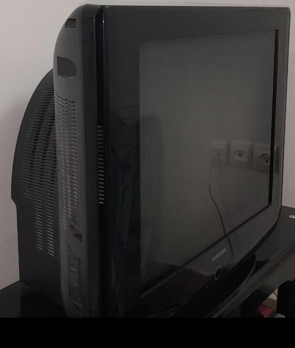 تلویزیون ۲۹ اینچ سامسونگ|تلویزیون و پروژکتور|بروجرد, |دیوار