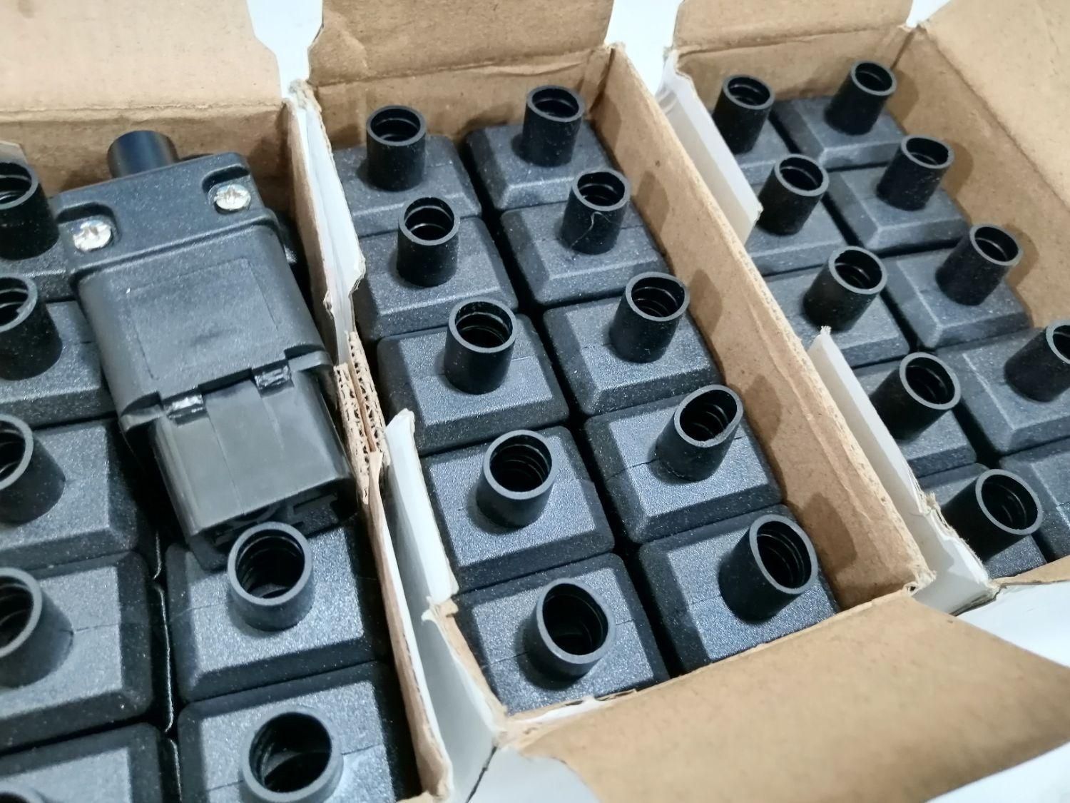 سیم پاور ماینر m20 m21 m30 t2t m50سوکت|قطعات و لوازم جانبی رایانه|شیراز, زند|دیوار