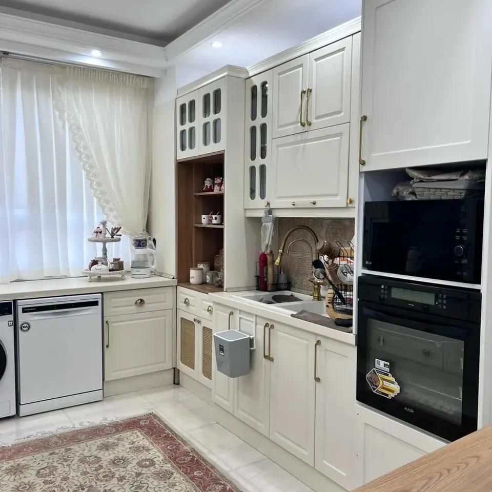 کابینت و کافی بار سفید و رنگ چوب|مصالح و تجهیزات ساختمان|چهاردانگه (تهران), |دیوار