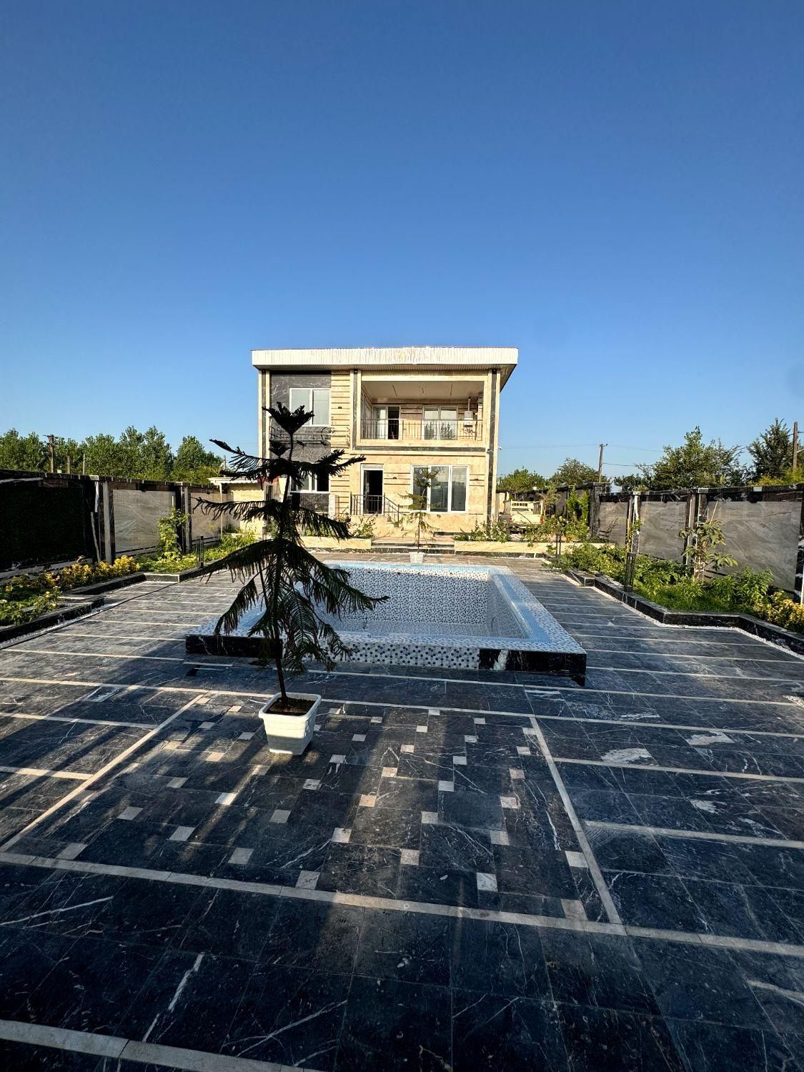 فروش ویلامدرن استخردار،280متربنا،نزدیک شهرفومن|فروش خانه و ویلا|فومن, |دیوار