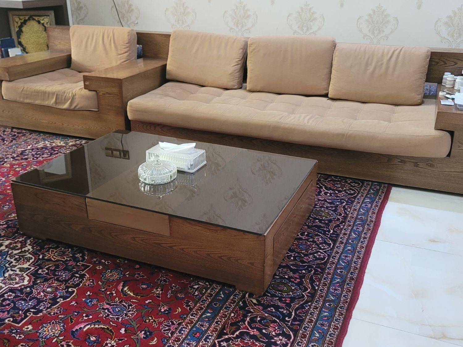 مبلمان راحتی|مبلمان خانگی و میز عسلی|اصفهان, چشمه باقرخان|دیوار