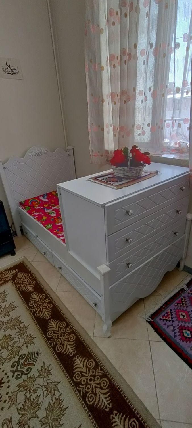 سرویس خواب نوزاد نوجوان|تخت و صندلی بچه|کرج, منظریه|دیوار
