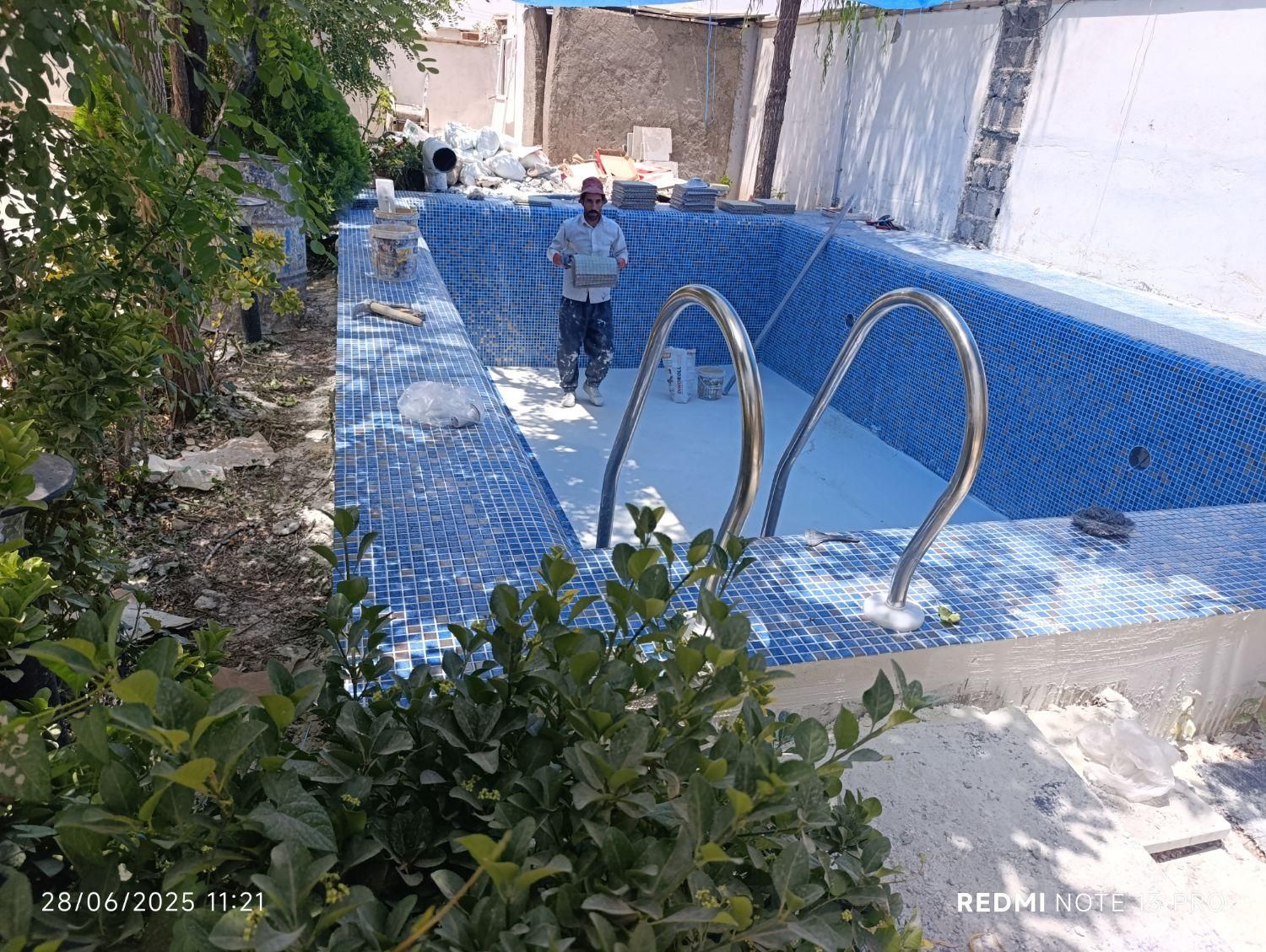 کاشی کاری و آبندی استخر جکوزی و آب انبار|خدمات پیشه و مهارت|کرج, خرمدشت|دیوار