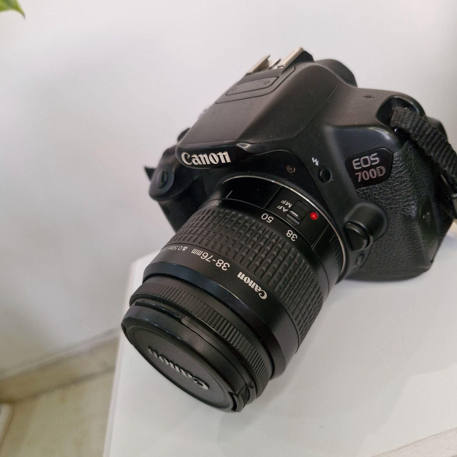 دوربین کنون canon 700D|دوربین عکاسی و فیلم‌برداری|کرج, گلشهر ویلا|دیوار