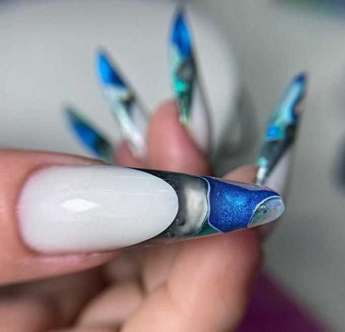 خدمات و آموزش تخصصی و به روز ناخن در فنی حرفه ای|خدمات آرایشگری و زیبایی|شاهین‌شهر, عطار|دیوار