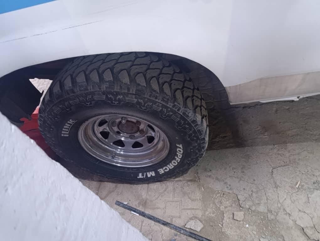 لوازمB10 شورلت کاپوت گلگیر ها داشبورد فرمان|قطعات یدکی و لوازم جانبی|اصفهان, سپاهان‌شهر|دیوار