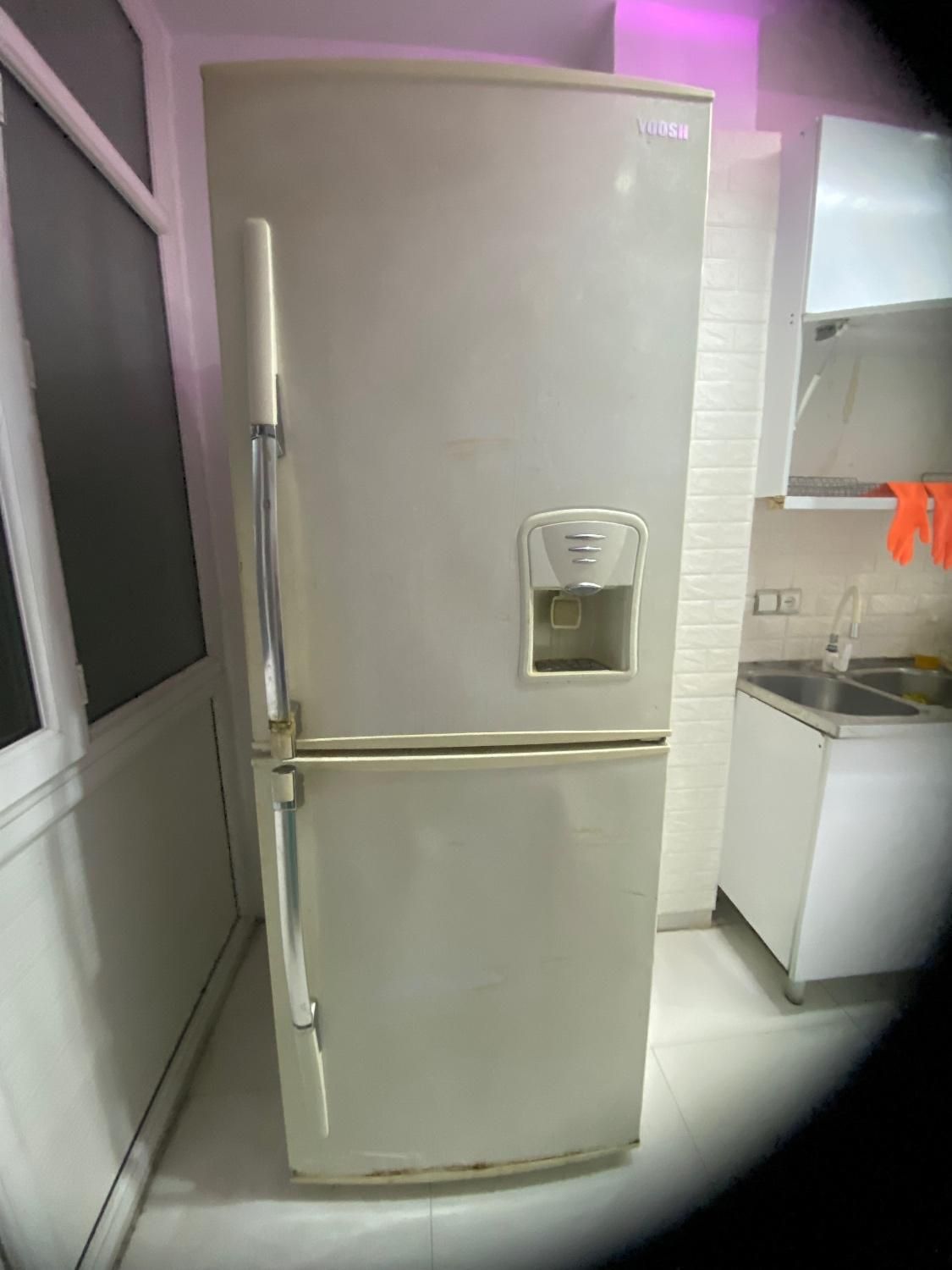 یخچال|یخچال و فریزر|اندیشه, اندیشه فاز ۱|دیوار