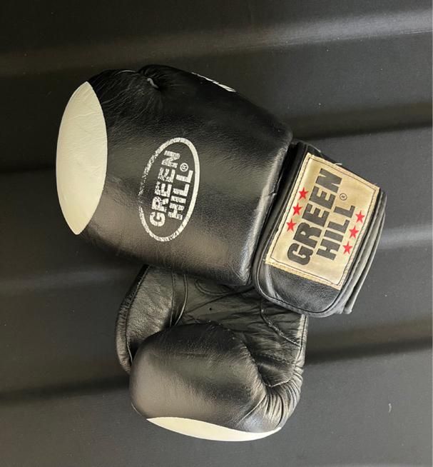 دستکش بوکس چرم طبیعی و لوازم|تجهیزات ورزشی|تبریز, |دیوار