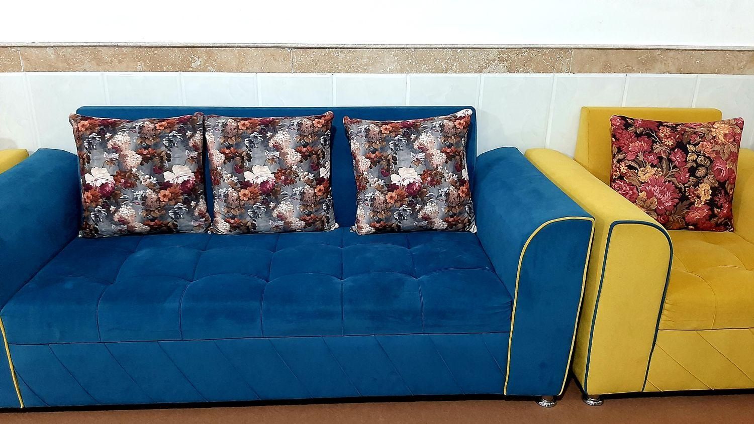 مبل ۷ نفره با جلو مبلی ۳ عدد|مبلمان خانگی و میز عسلی|سلماس, |دیوار