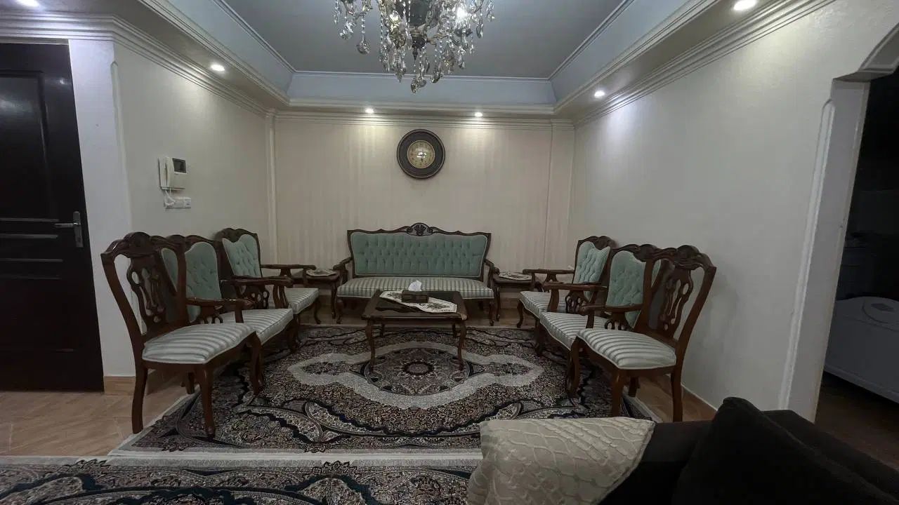 مبلمان ۹ نفره، بسیار تمیز|مبلمان خانگی و میز عسلی|تهران, مشیریه|دیوار