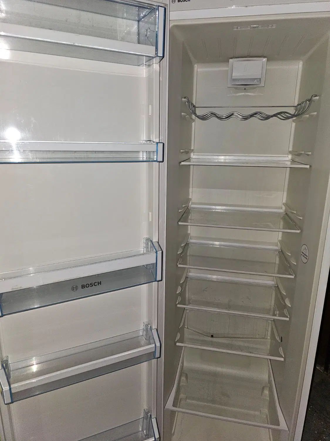 یخچال بووش دو قلو/اصل آلمان/بدون تعمیر|یخچال و فریزر|تهران, آبشار تهران (دریاچه)|دیوار