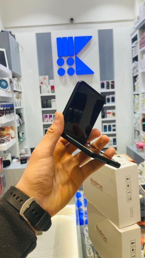 سامسونگ Galaxy Z Flip3 5G با حافظهٔ ۲۵۶ گیگابایت|موبایل|تهران, صادقیه|دیوار