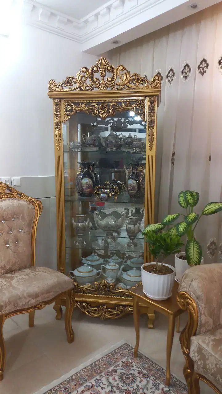 ست مبلمان ۹نفره و میزغذاخوری ۶نفره و بوفه|مبلمان خانگی و میز عسلی|دلیجان, |دیوار