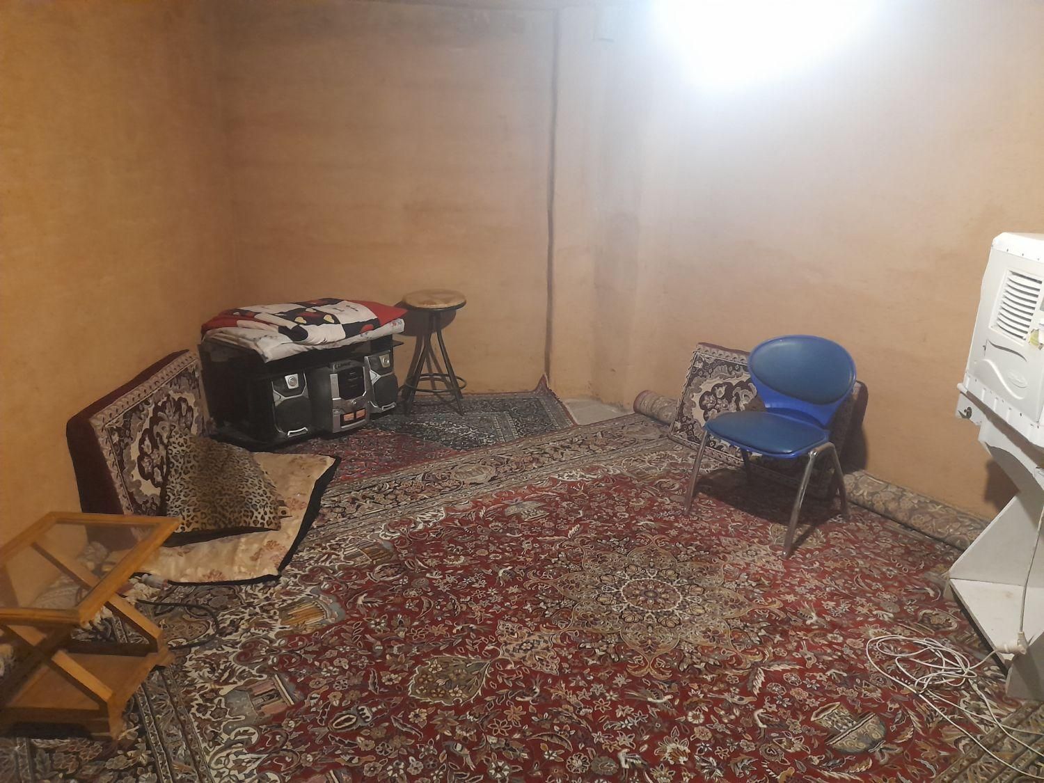 اجاره روزانه/هفتگی/ماهانه ویلا ۱۰۰۰ متری|اجارهٔ کوتاهمدت ویلا و باغ|زرقان, |دیوار