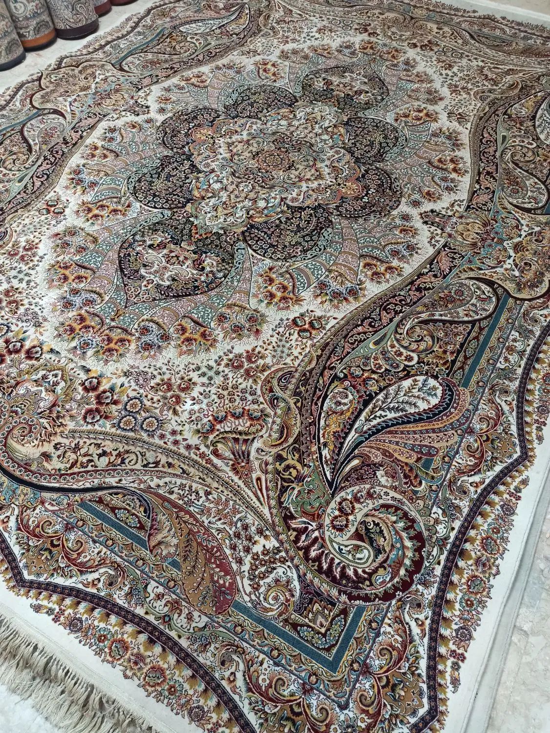دو تخته ۱۲متری ۷۰۰شانه تراکم ۲۵۵۰ درحد آک|فرش|مشهد, شاهد (شهرک غرب)|دیوار