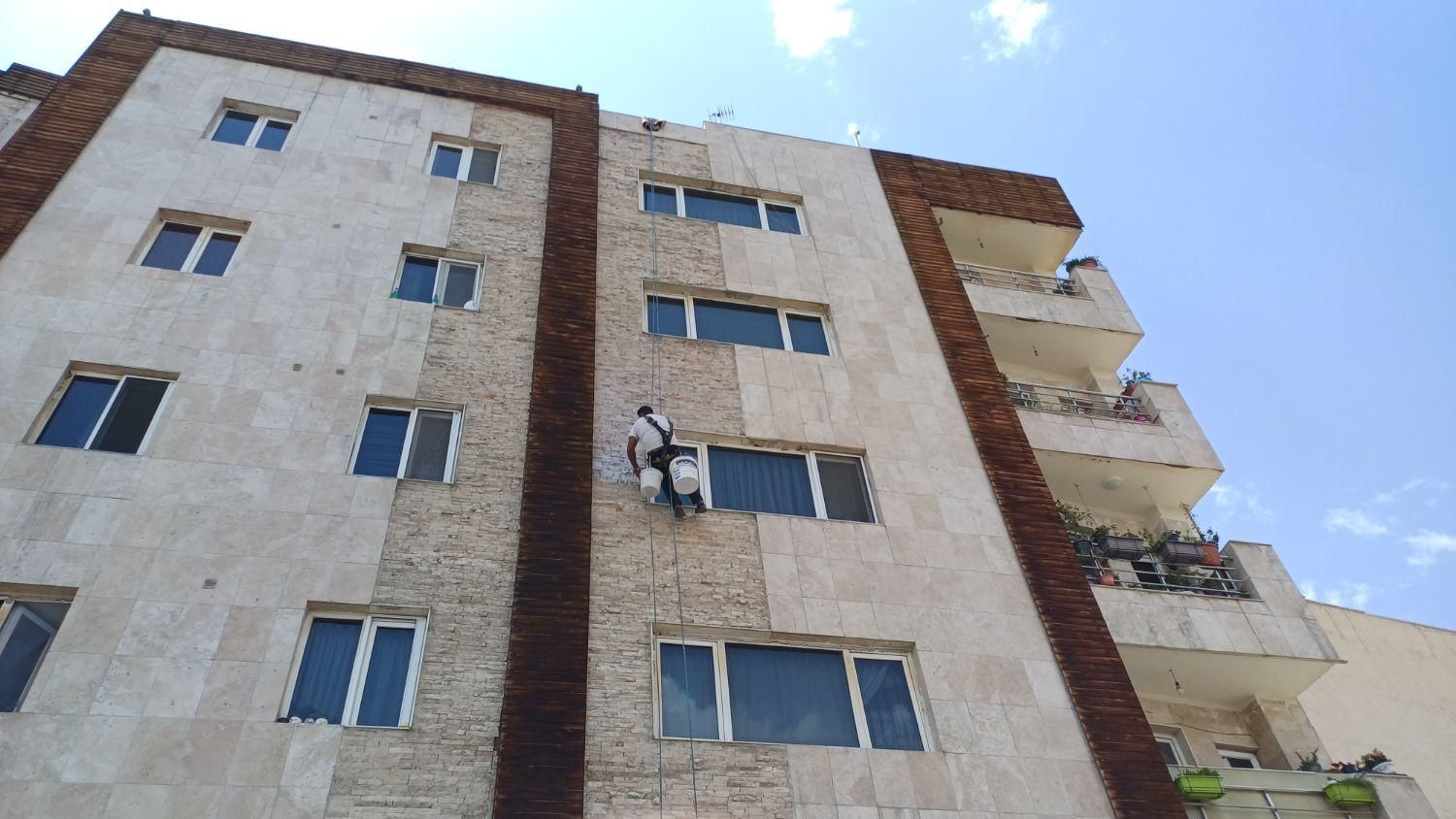 مهار سنگ نما اب بندی راپل عایق پیچ رولپلاک شستشوی|خدمات پیشه و مهارت|سیاهکل, |دیوار