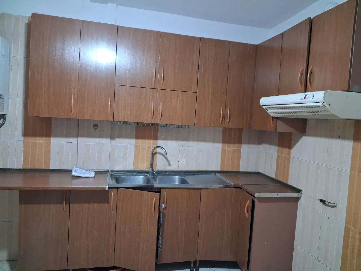 کابینت ام دی اف|آب‌چکان و نظم‌دهنده ظروف|کرج, حصارک بالا|دیوار