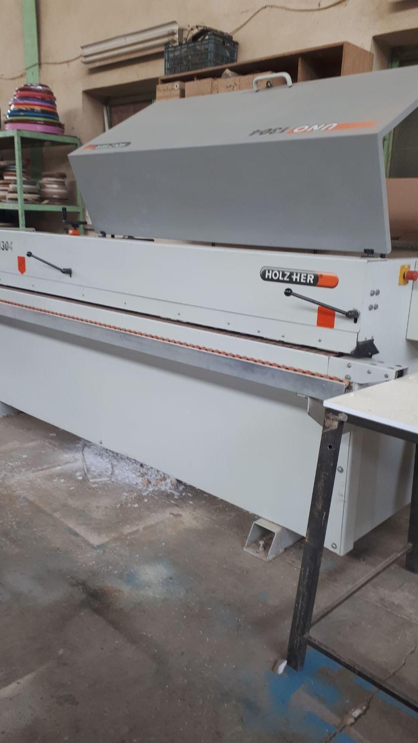 لبه چسبان هولدزر آلمان|ماشینآلات صنعتی|فردیس, شهرک هفده شهریور|دیوار