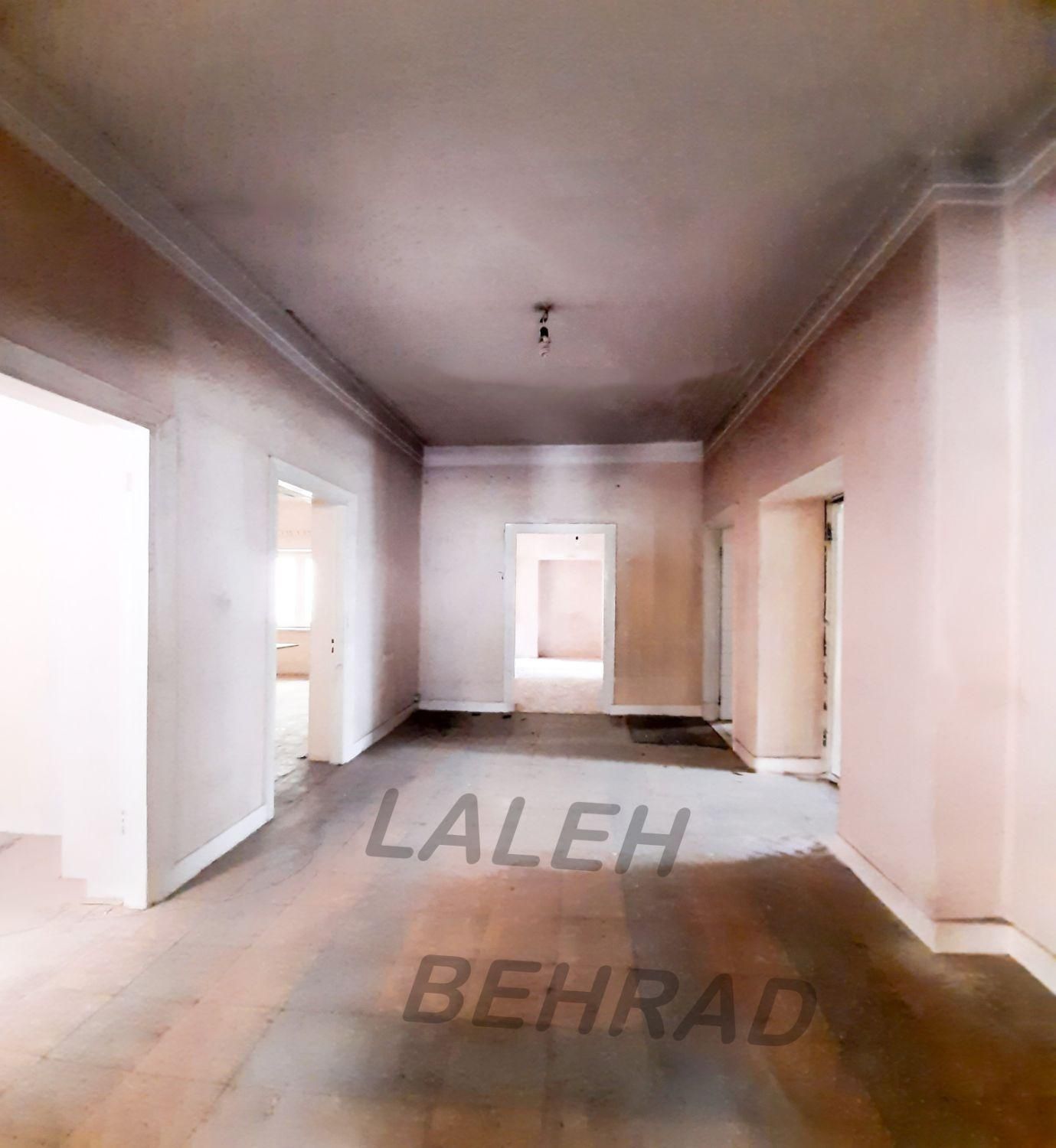 ویلایی/۳۰۰ متر زیر بنا / ۱۵۰ متر حیاط مشجر|اجارهٔ دفتر کار، اتاق اداری، مطب|تهران, امجدیه (خاقانی)|دیوار
