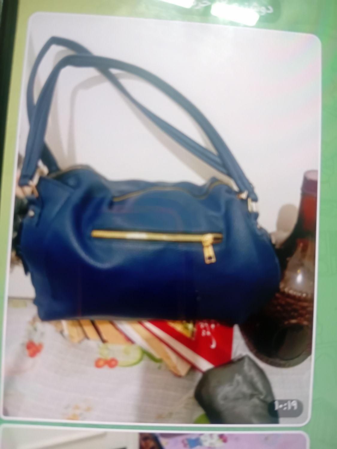 کیف‌وکفش|کیف، کفش، کمربند|کاشان, مدرس|دیوار