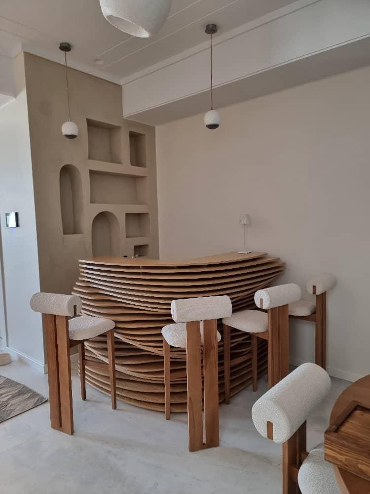 ساخت تخصصی میز بار قوس و ال مدل (کروال)|مبلمان خانگی و میز عسلی|تهران, یافت‌آباد|دیوار