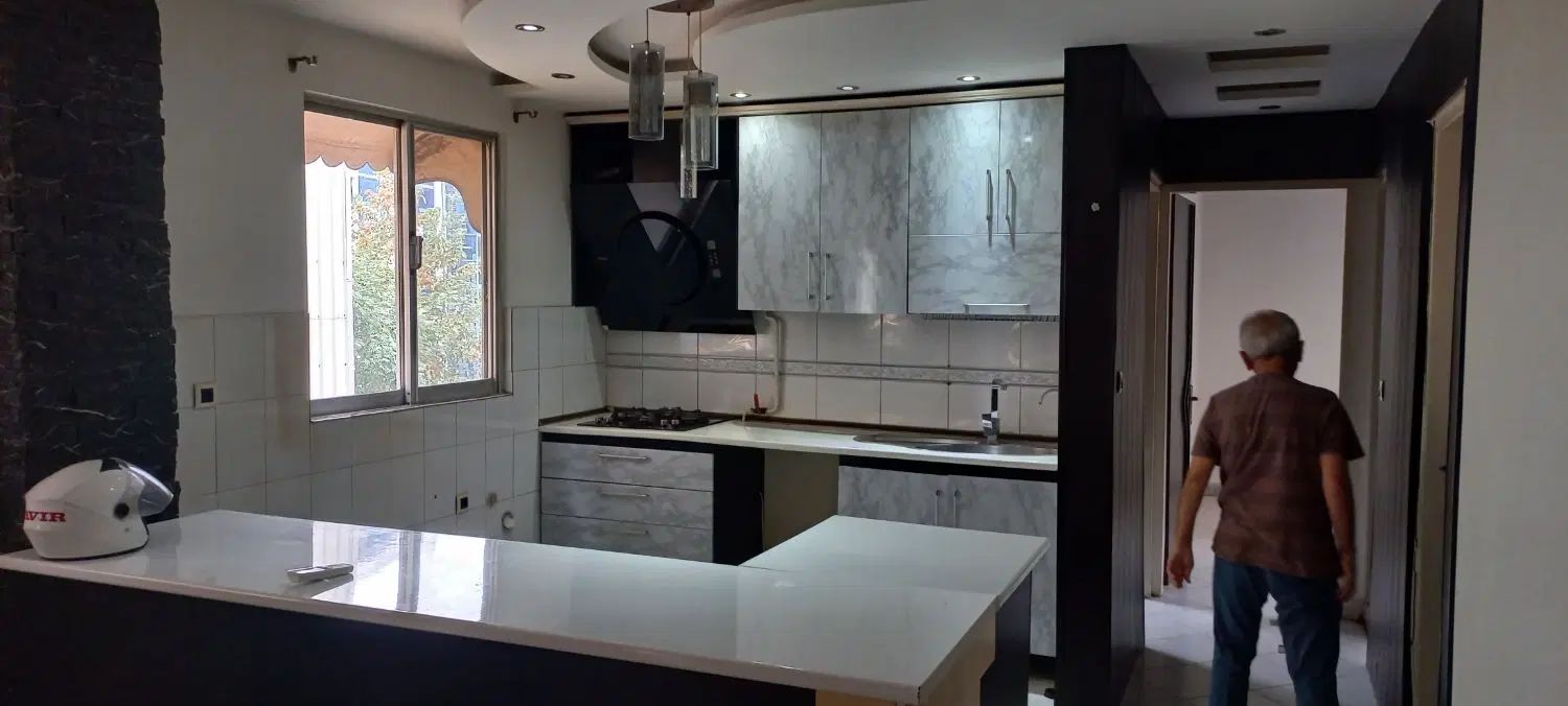 گلسار ۸۵ متر ۲ خواب پارکینگ و انباری|اجارهٔ آپارتمان|رشت, گلباغ نماز|دیوار
