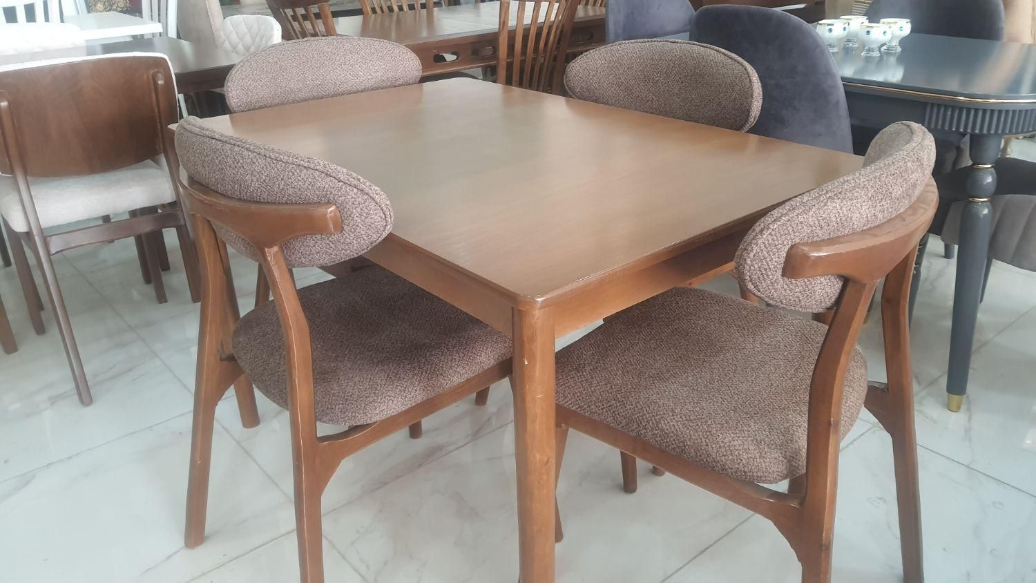 میز غذاخوری مینیمال ایتالیایی|میز و صندلی غذاخوری|اصفهان, بهارستان|دیوار