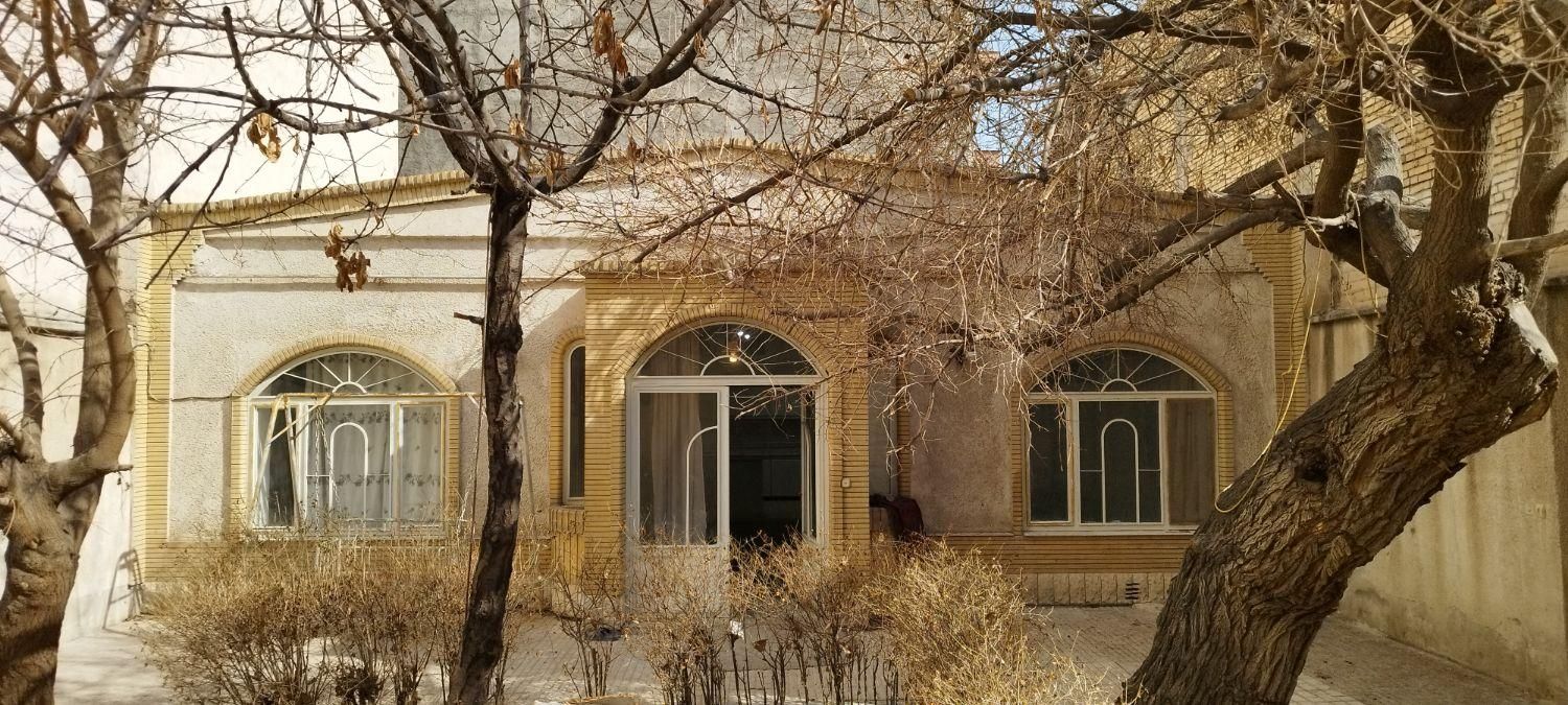 ویلایی سیصد متری|فروش خانه و ویلا|مشهد, سلام|دیوار