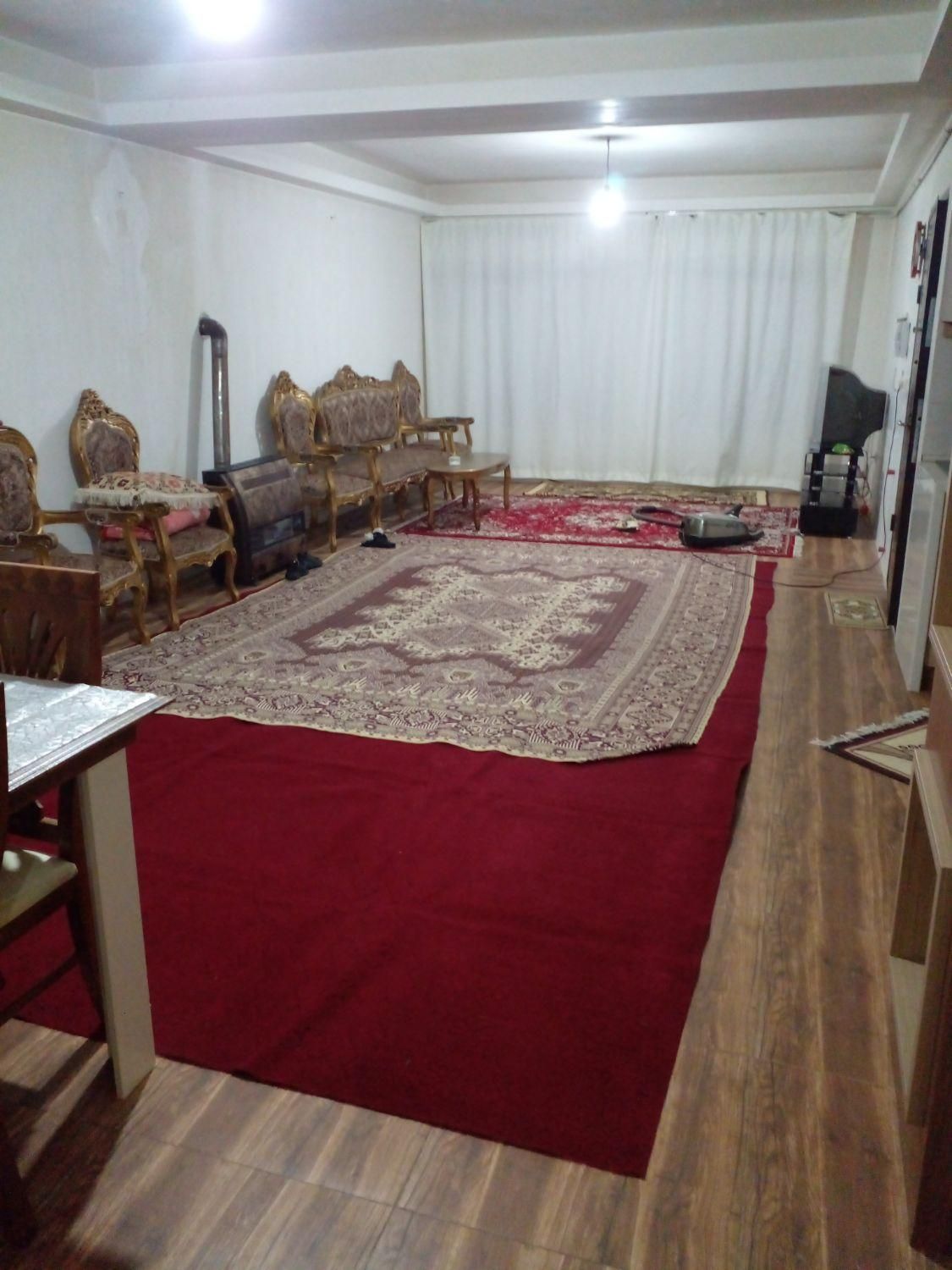 اجاره روزانه/هفتگی/ آپارتمان ۱۰۰ متری|اجارهٔ کوتاه‌مدت آپارتمان و سوئیت|تبریز, |دیوار