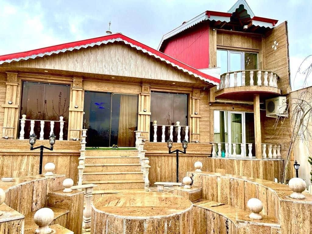 اجاره ویلا استخردار دوبلکس حرفه‌ای با جکوزی|اجارهٔ کوتاه‌مدت ویلا و باغ|رشت, بلوار گیلان|دیوار