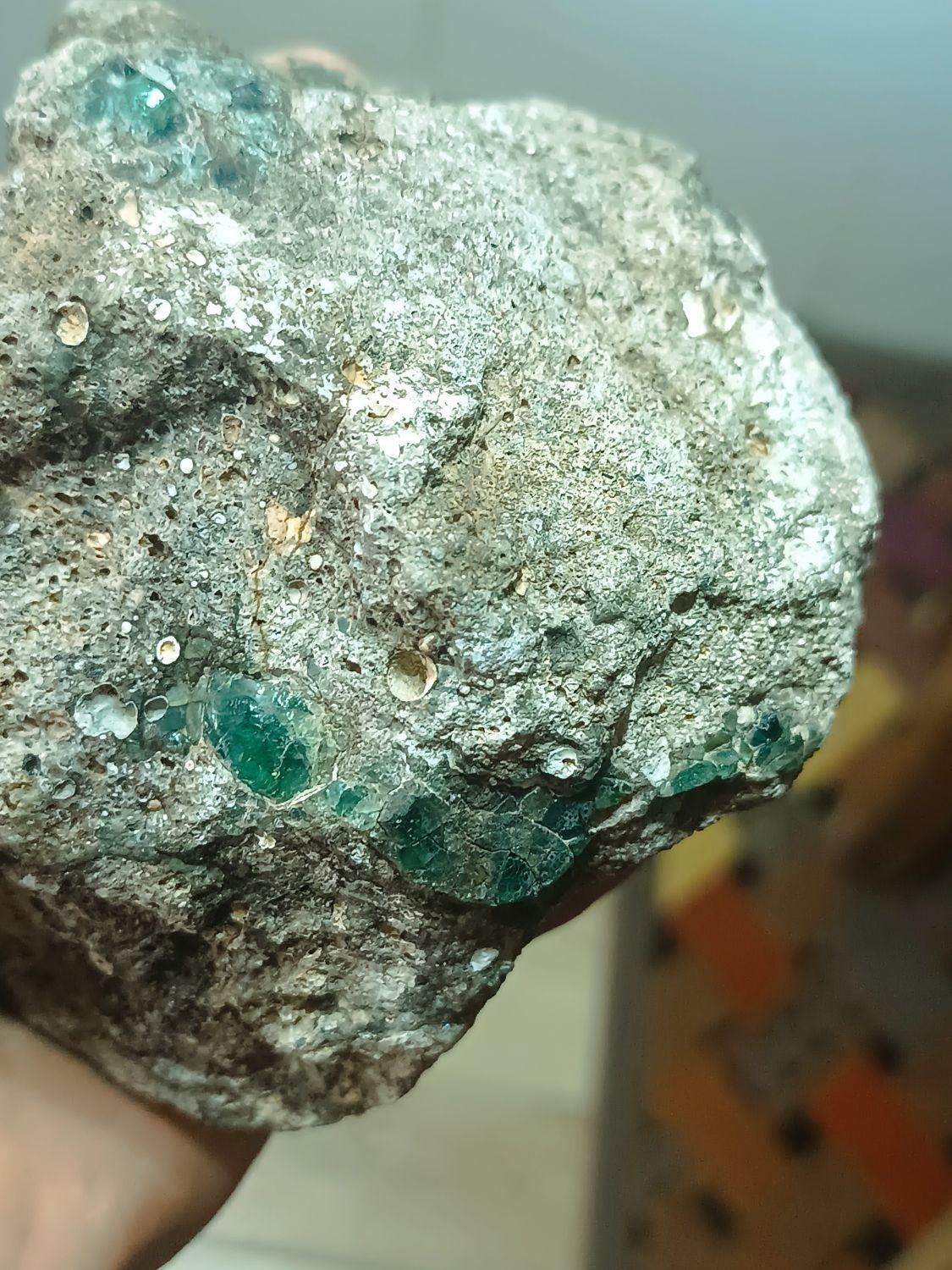 زمرد سبز|جواهرات|شیراز, قصرالدشت|دیوار