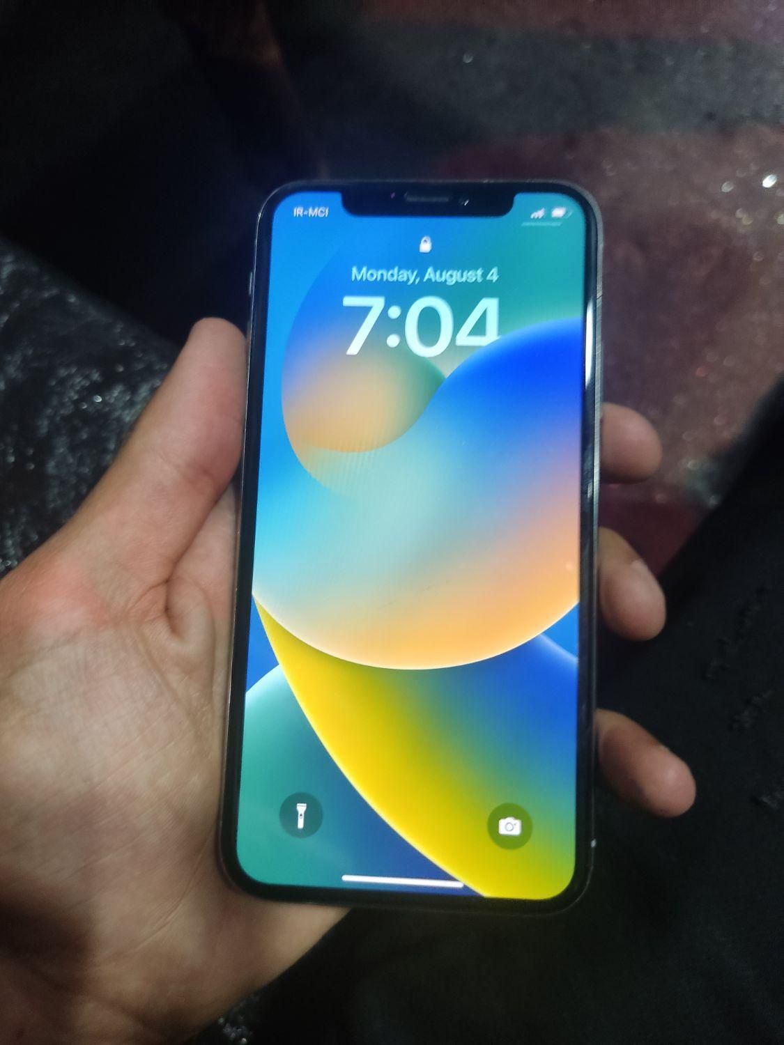 اپل iPhone X با حافظهٔ ۲۵۶ گیگابایت|موبایل|اصفهان, جلفا|دیوار