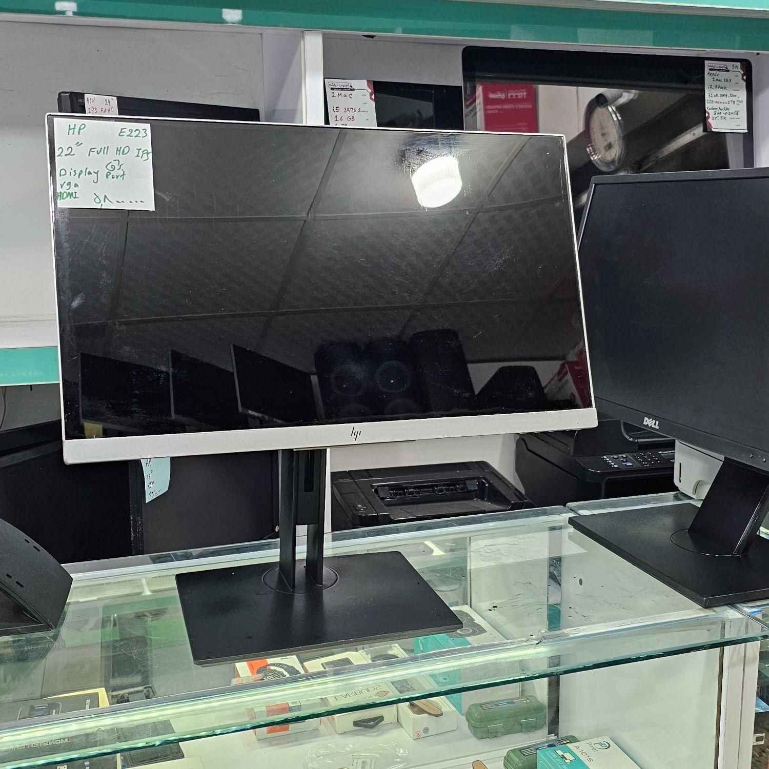 مانیتور های DELL و  HP  و ASUS|قطعات و لوازم جانبی رایانه|یاسوج, |دیوار
