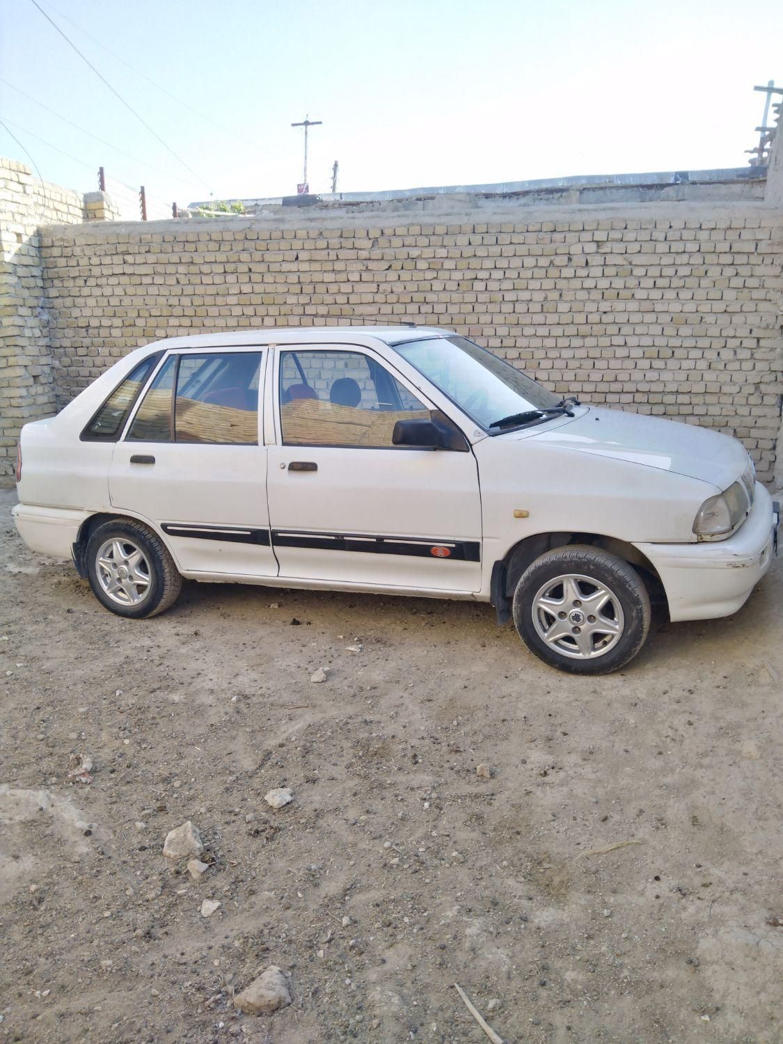 کارت ماشین گم شده|اشیا|کبودرآهنگ, |دیوار