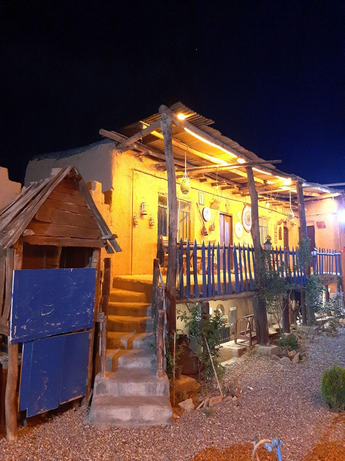 اقامت نفری ۲۵۰ هزار تومان|اجارهٔ کوتاهمدت ویلا و باغ|تاکستان, |دیوار