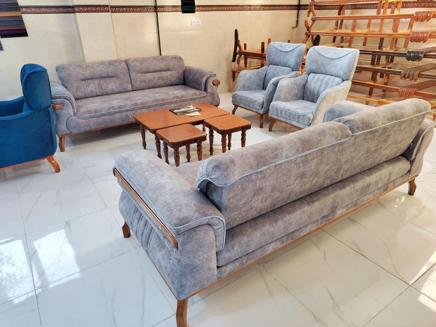 فروش مبل راحتی هشت نفره با اقساط بلند مدت|مبلمان خانگی و میز عسلی|ملایر, |دیوار