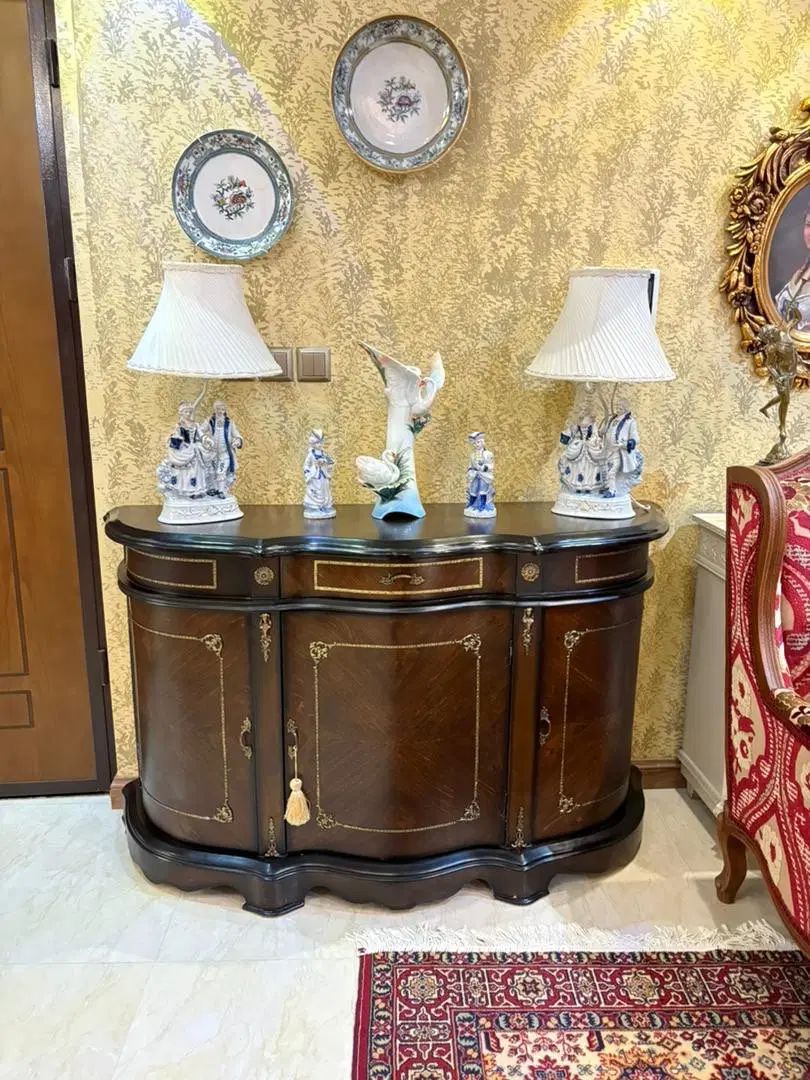 کنسول چوبی آنتیک بوفه برنز کاری مازول ۳ در قدیمی|بوفه، ویترین، کنسول|تهران, اقدسیه|دیوار