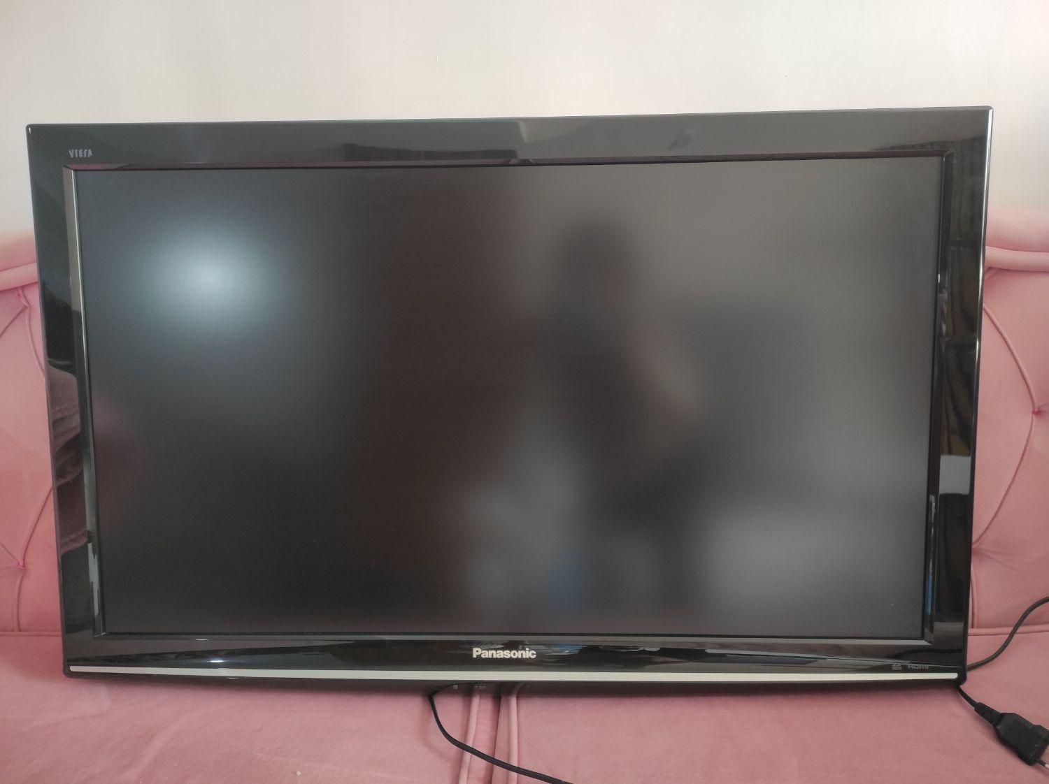 تلویزیون LCD پاناسونیک 37 اینچ|تلویزیون و پروژکتور|رشت, چمارسرا|دیوار