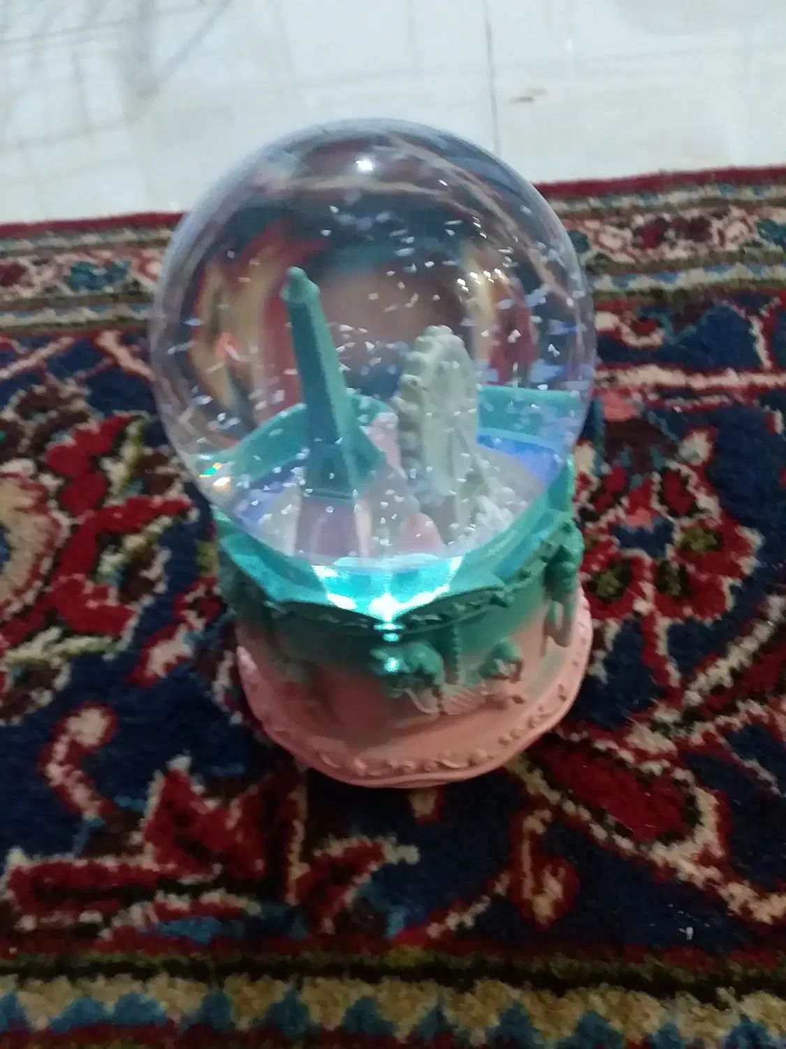 گوی موزیکال چراغ دار|صنایع دستی و سایر لوازم تزئینی|رشت, دروازه لاکان|دیوار