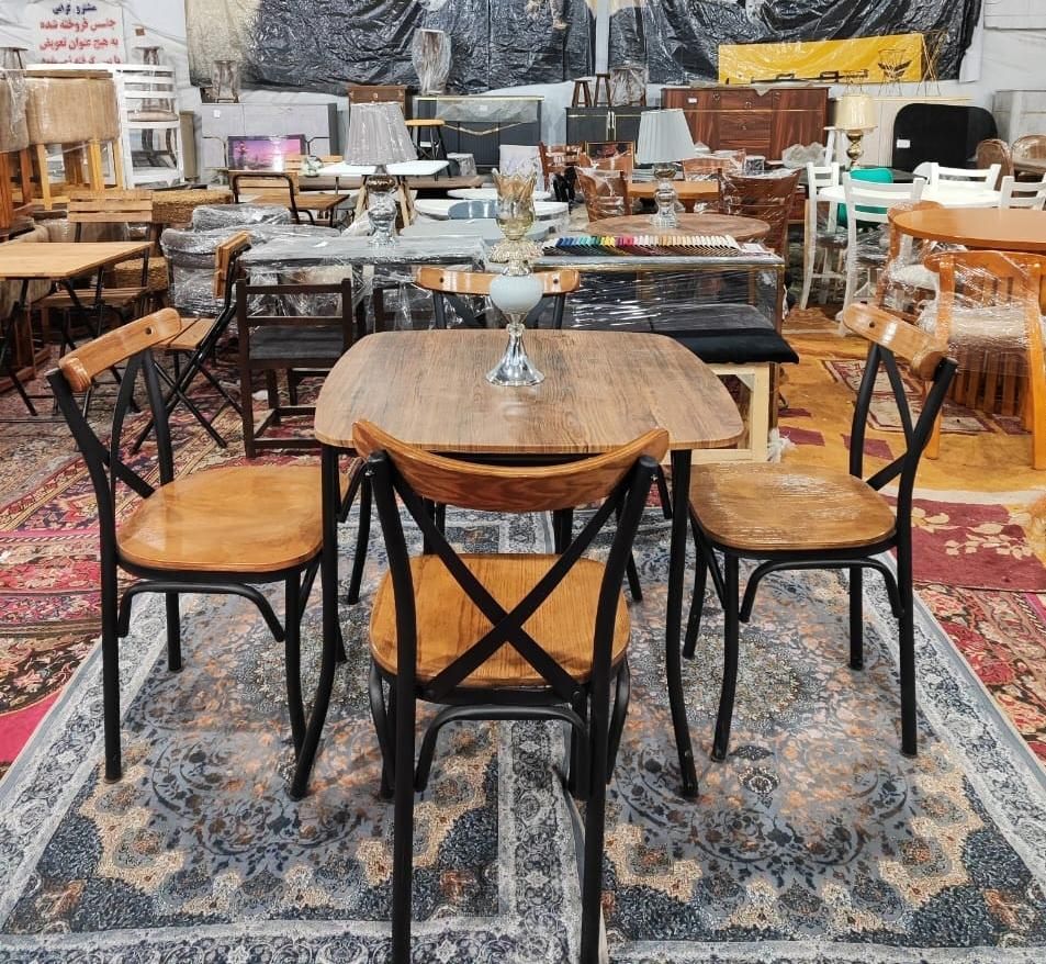 میز و صندلی غذاخوری فلزی مدل لهستانی|میز و صندلی غذاخوری|شیراز, وزیرآباد|دیوار
