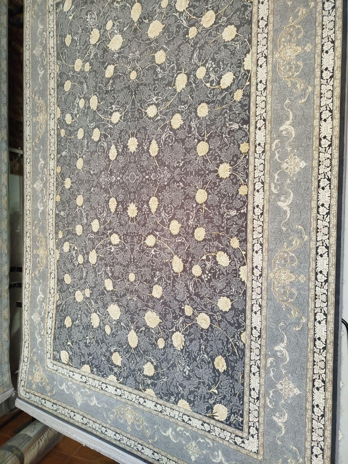 فرش فروشی در ابعاد مختلف|فرش|ارومیه, |دیوار