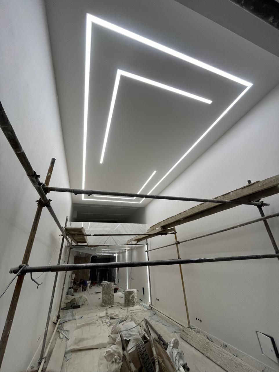 طراحی و تولید لاین نوری حرفه‌ای،قیمت کارخانه|لامپ و چراغ|اصفهان, دهنو|دیوار