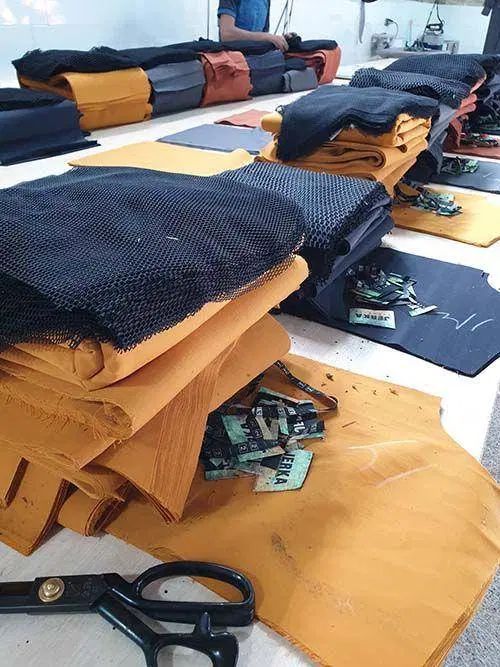 برشکار و الگو ساز مانتو|استخدام صنعتی، فنی، مهندسی|تهران, نجات اللهی|دیوار