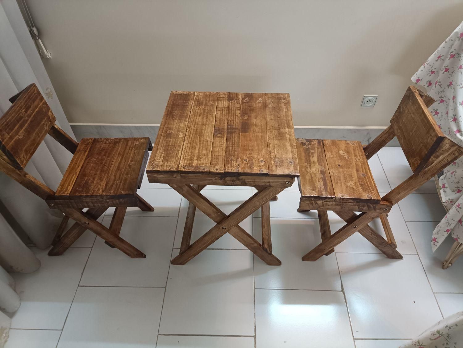 میزو صندلی تاشو چوبی|میز و صندلی غذاخوری|اصفهان, شیخ اشراق|دیوار